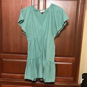 Universal Thread Green Mini Tunic with Relaxed Fit and Tiered Design